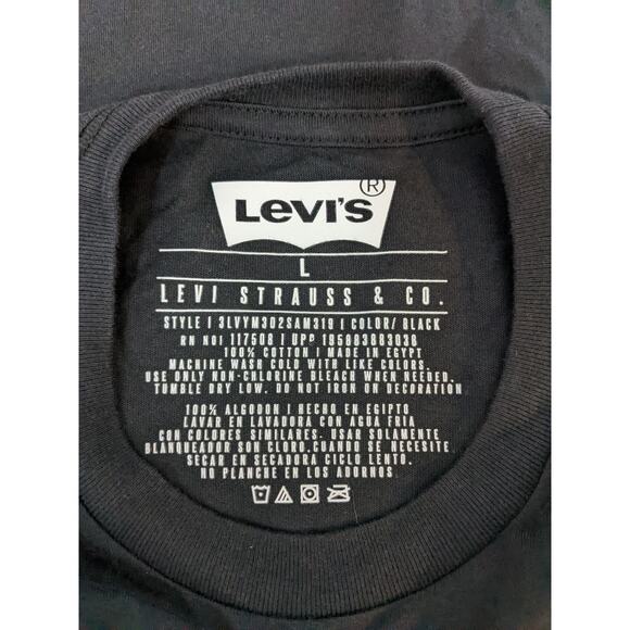 Levi's TShirt Men's Large Black Distressed Logo Short Sleeve Crew Neck Staple - Picture 3 of 7